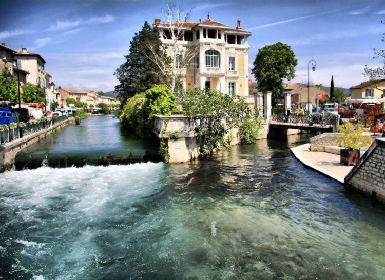 Mas et Gite de la Picholine LʼIsle-sur-la-Sorgue Exterior foto